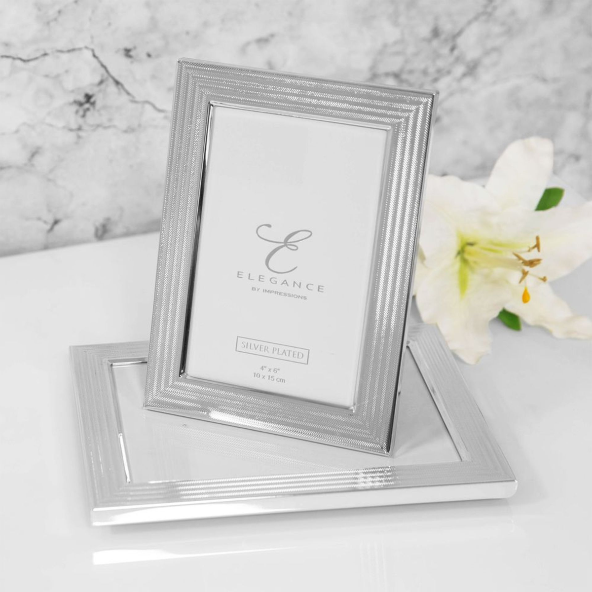 Elegance Silverplated Textured Surface Photo Frame 4" x 6"