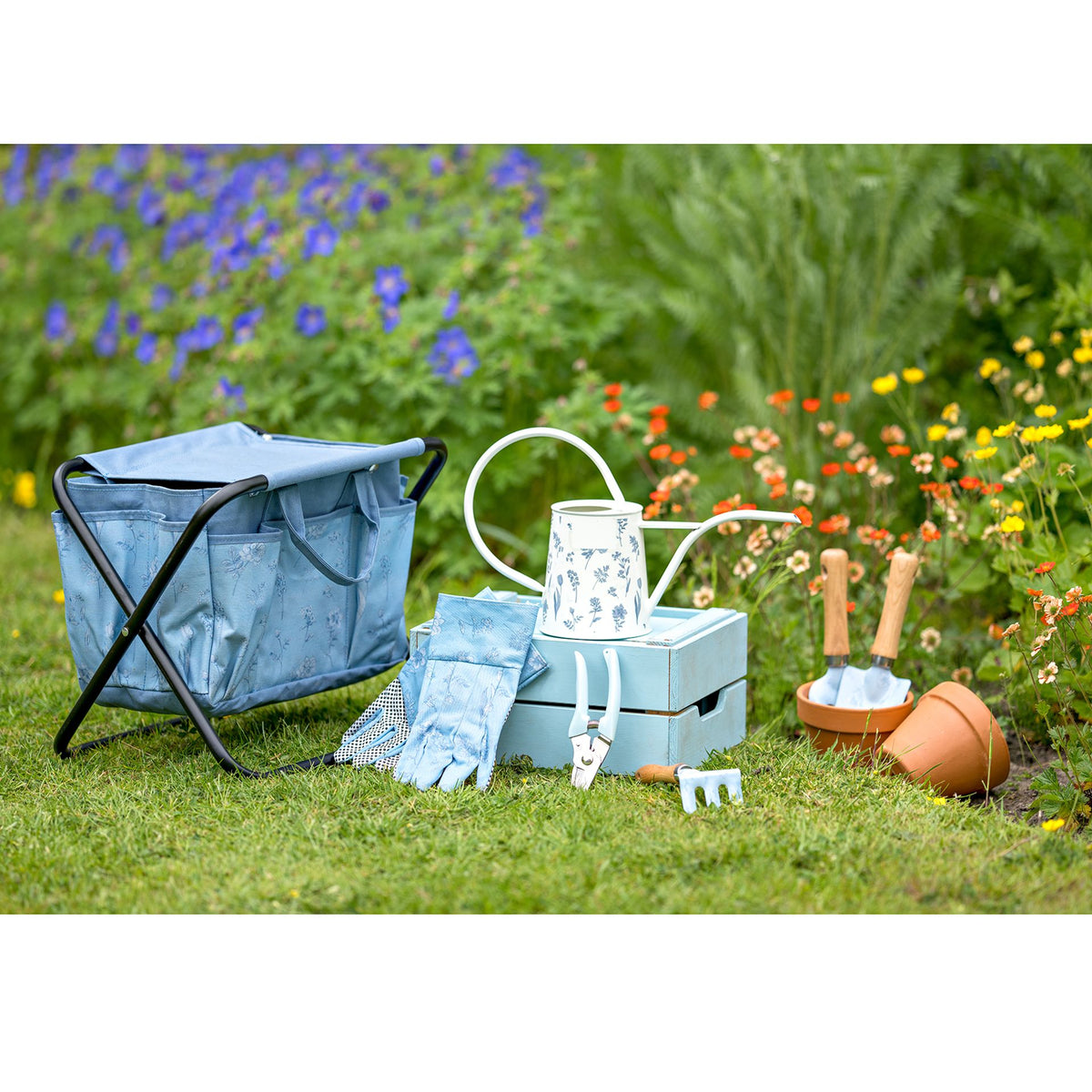 Country Living Foldable Gardening Stool & Storage Bag