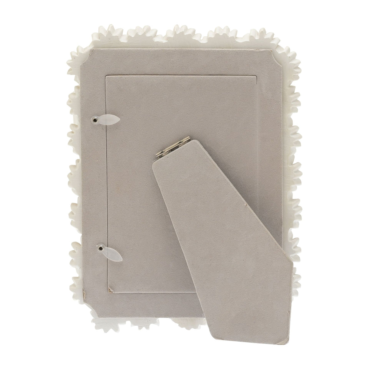 Impressions White Resin Daisy Photo Frame 5" x 7"
