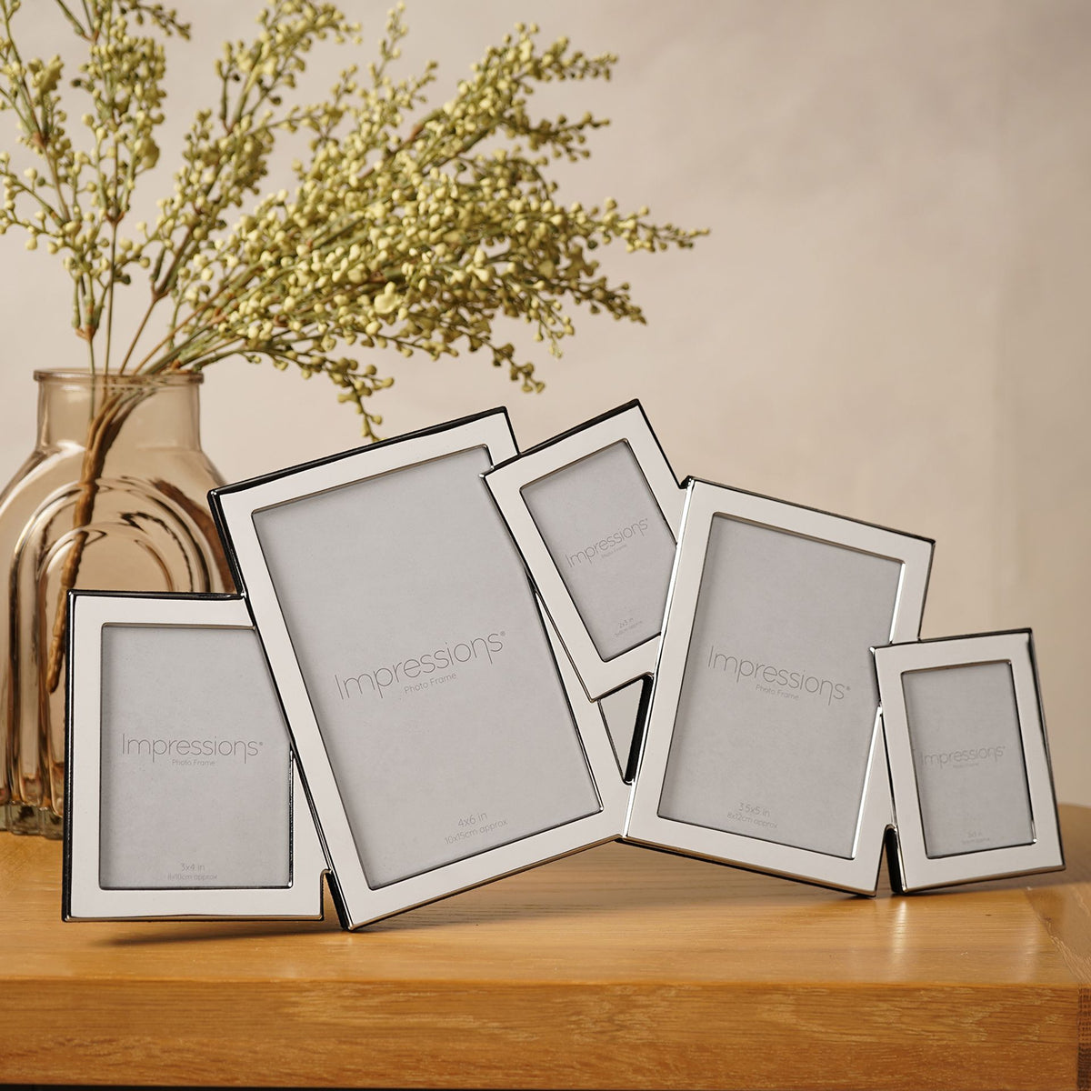 Impressions Overlapping Multi Aperture Photo Frame