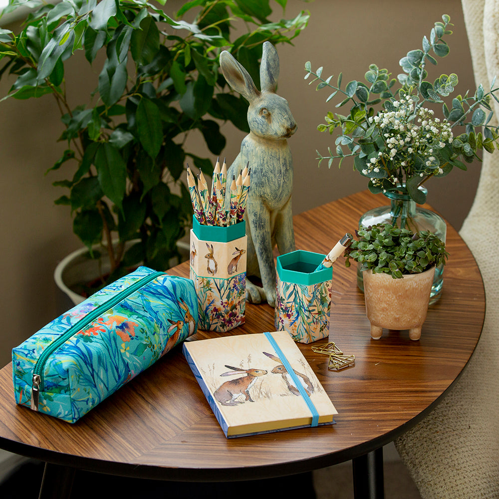 The Gifted Stationery Company - A6 Notebook - Kisshing Hares