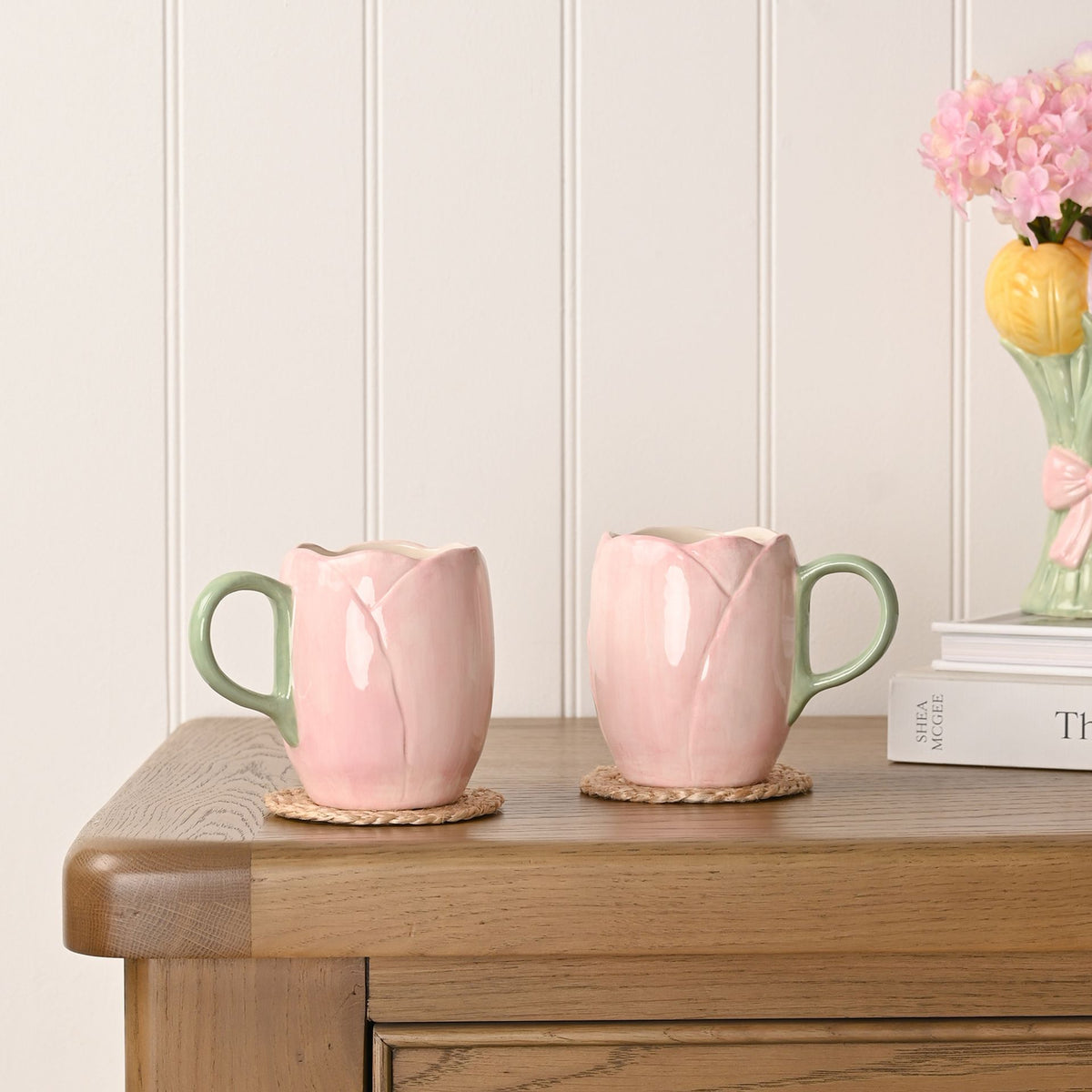 Hestia Set of 2 Tulip Mugs in Blush