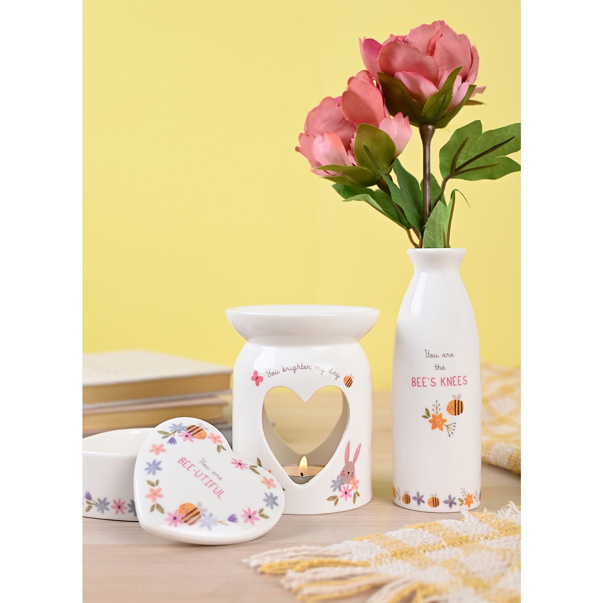 Love Life Ceramic Trinket Box - Bee-utiful