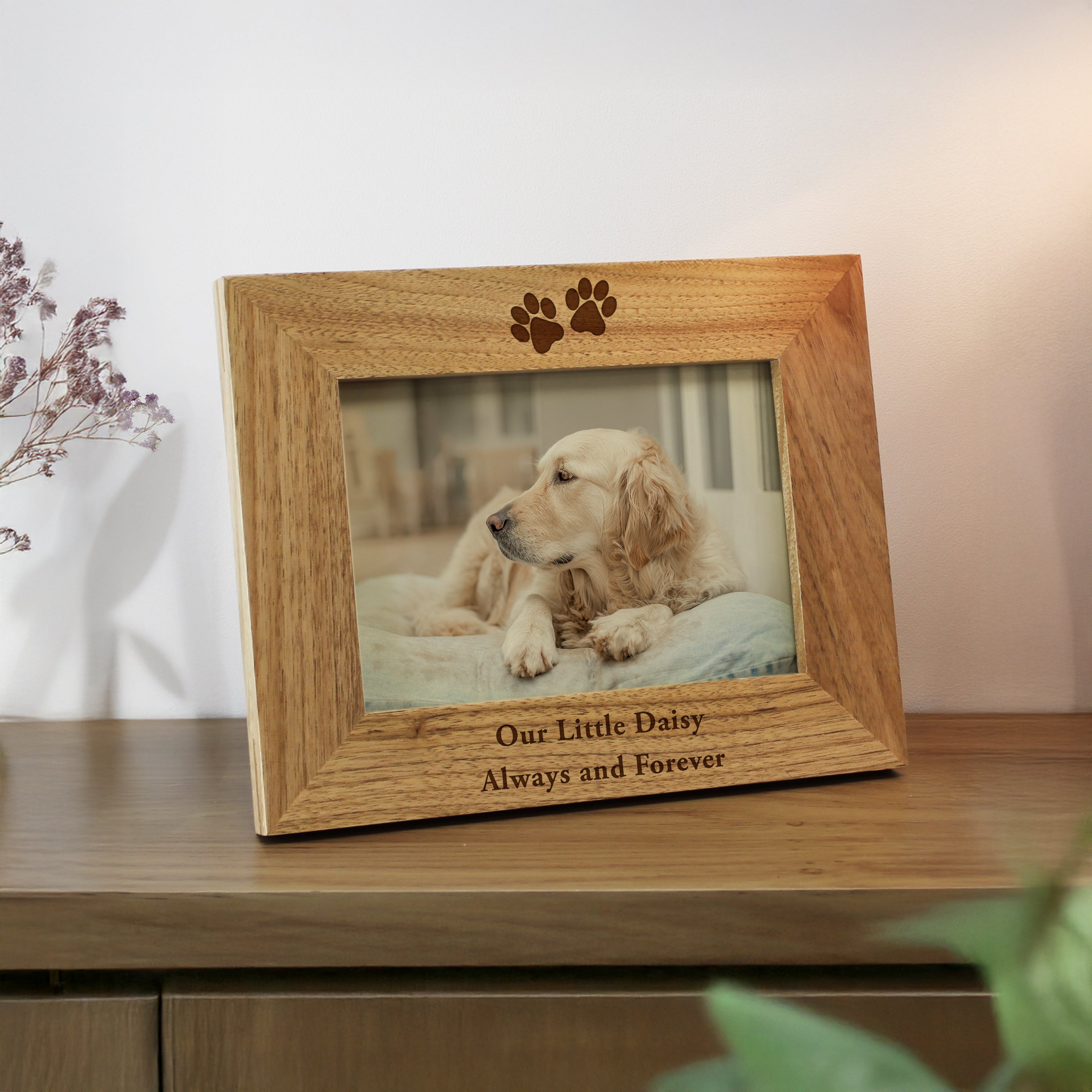 Personalised Oak Finish 4x6 Paw Prints Photo Frame