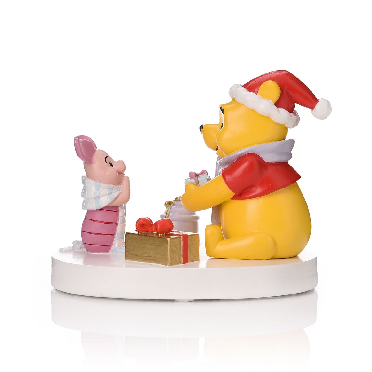 Disney Winnie Large Figurine "A Good Day for Sharing"