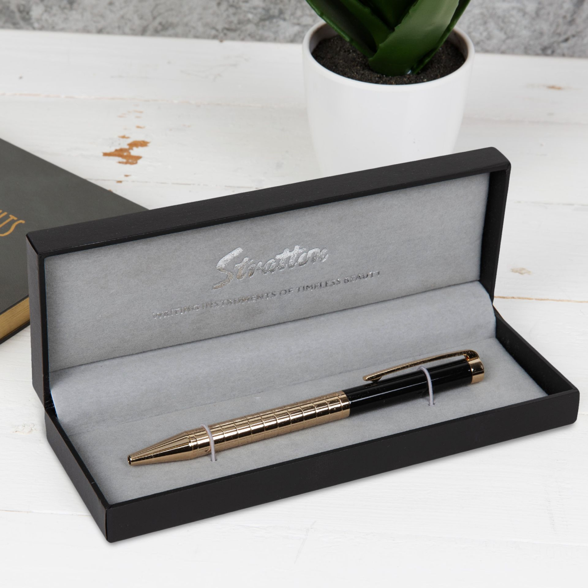 Stratton Ballpoint Pen - Black & Gold
