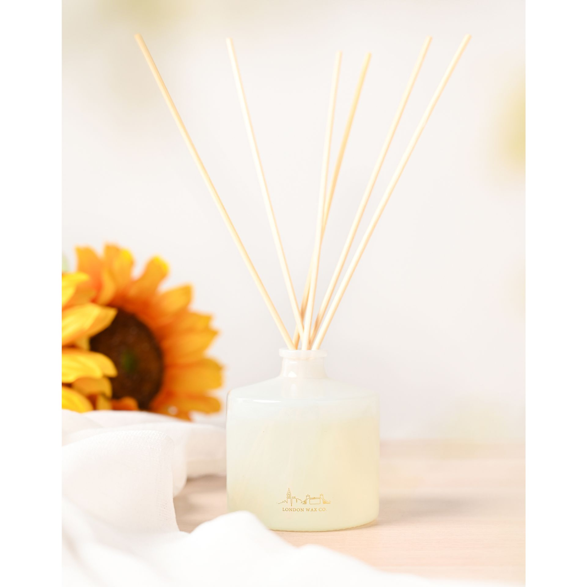 The London Wax Company Floral Fields Diffuser 148ml