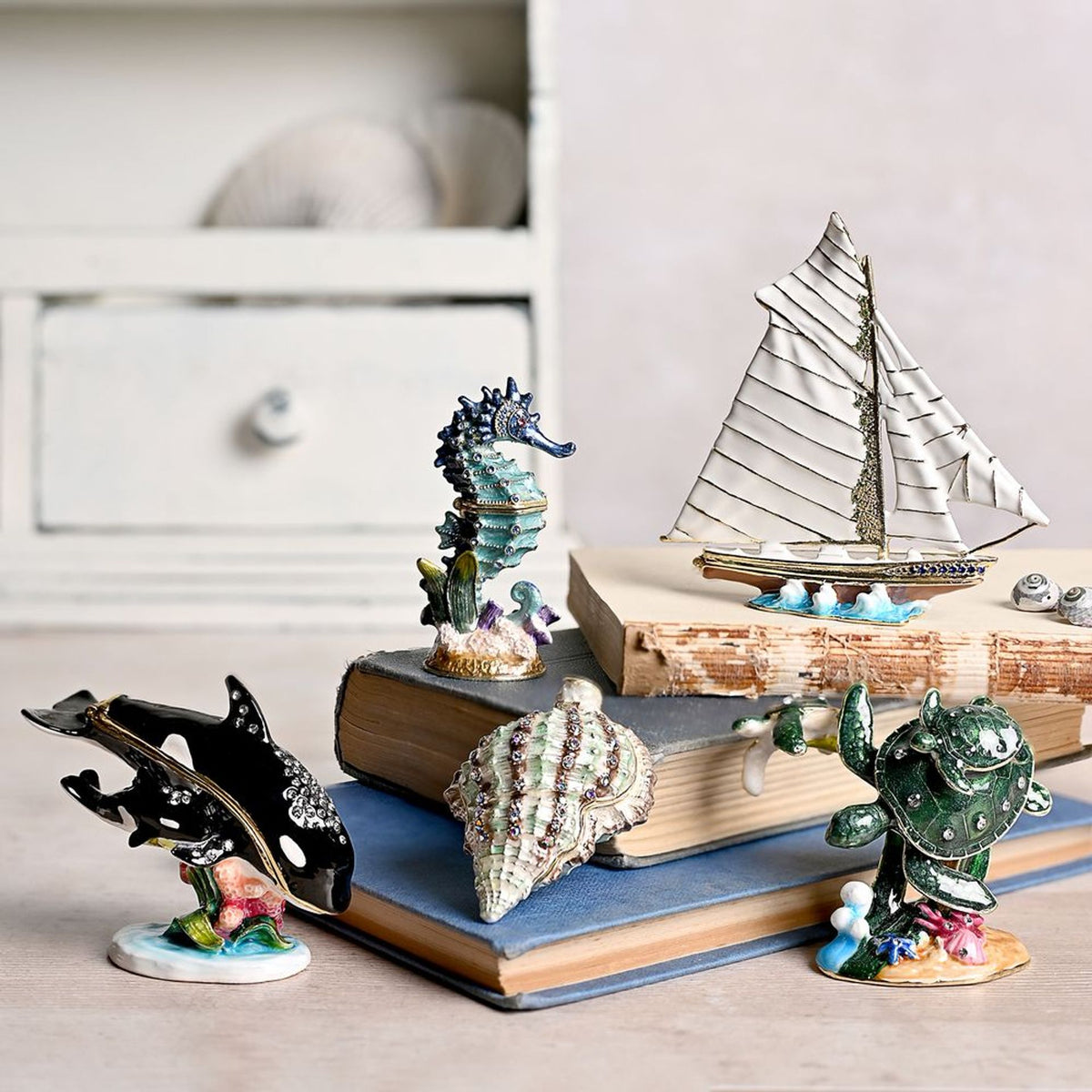 Treasured Trinkets - Sea Horse Blue *(72/36)*