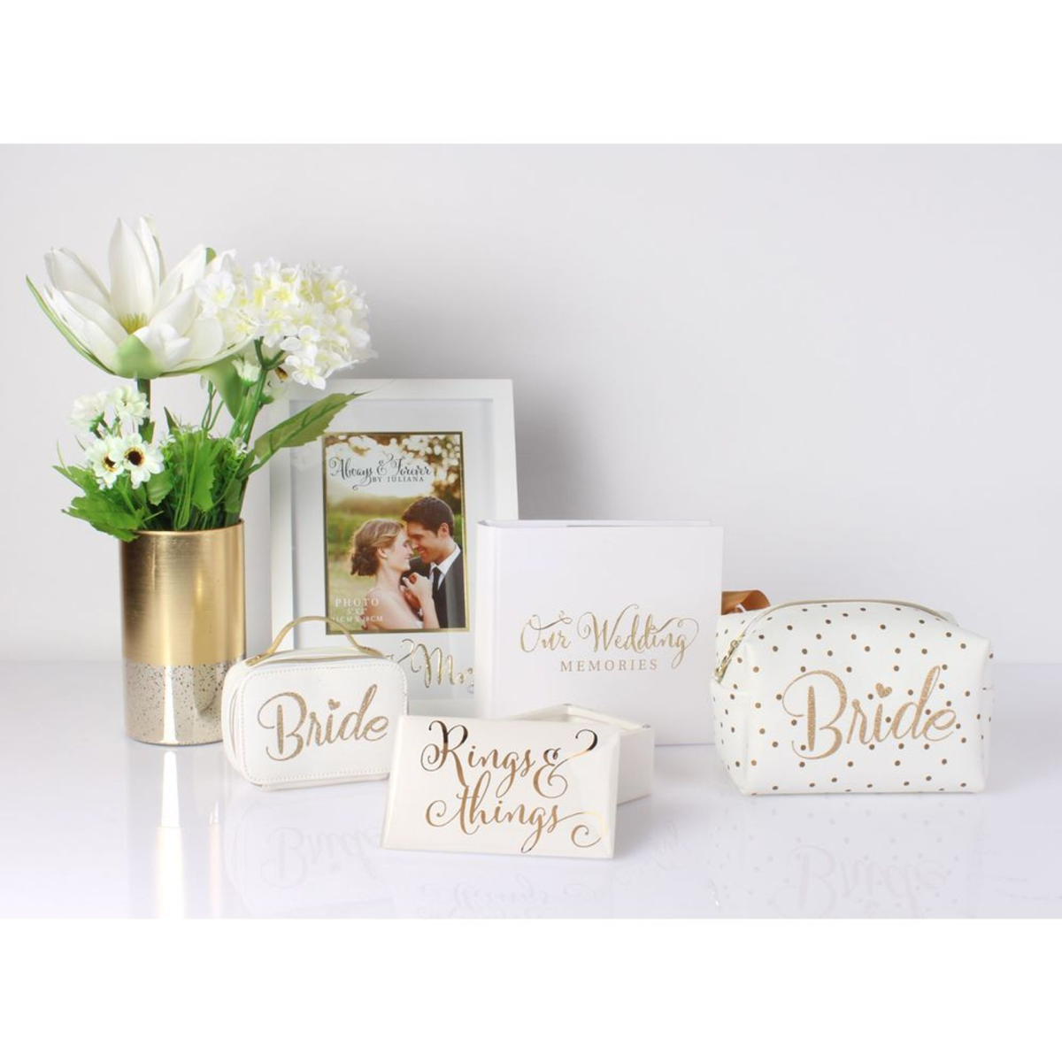 'Always & Forever' Gold Foil Photo Album 6"x8" - 23cm x 23cm