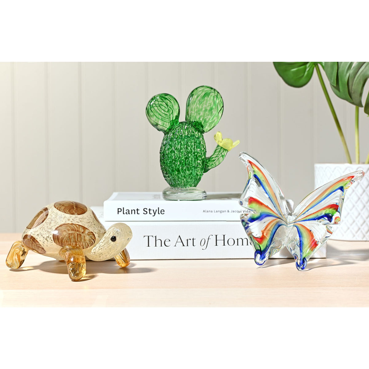 Objets d'art Glass Figurine - Cactus