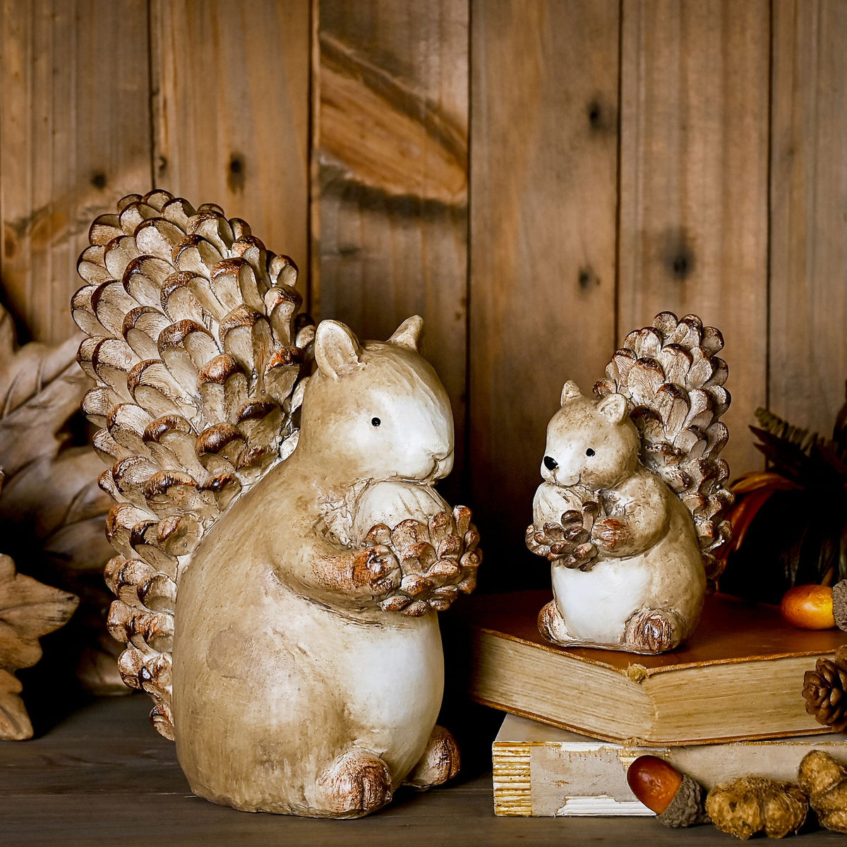Country Living Wood Effect Resin Squirrel - Large