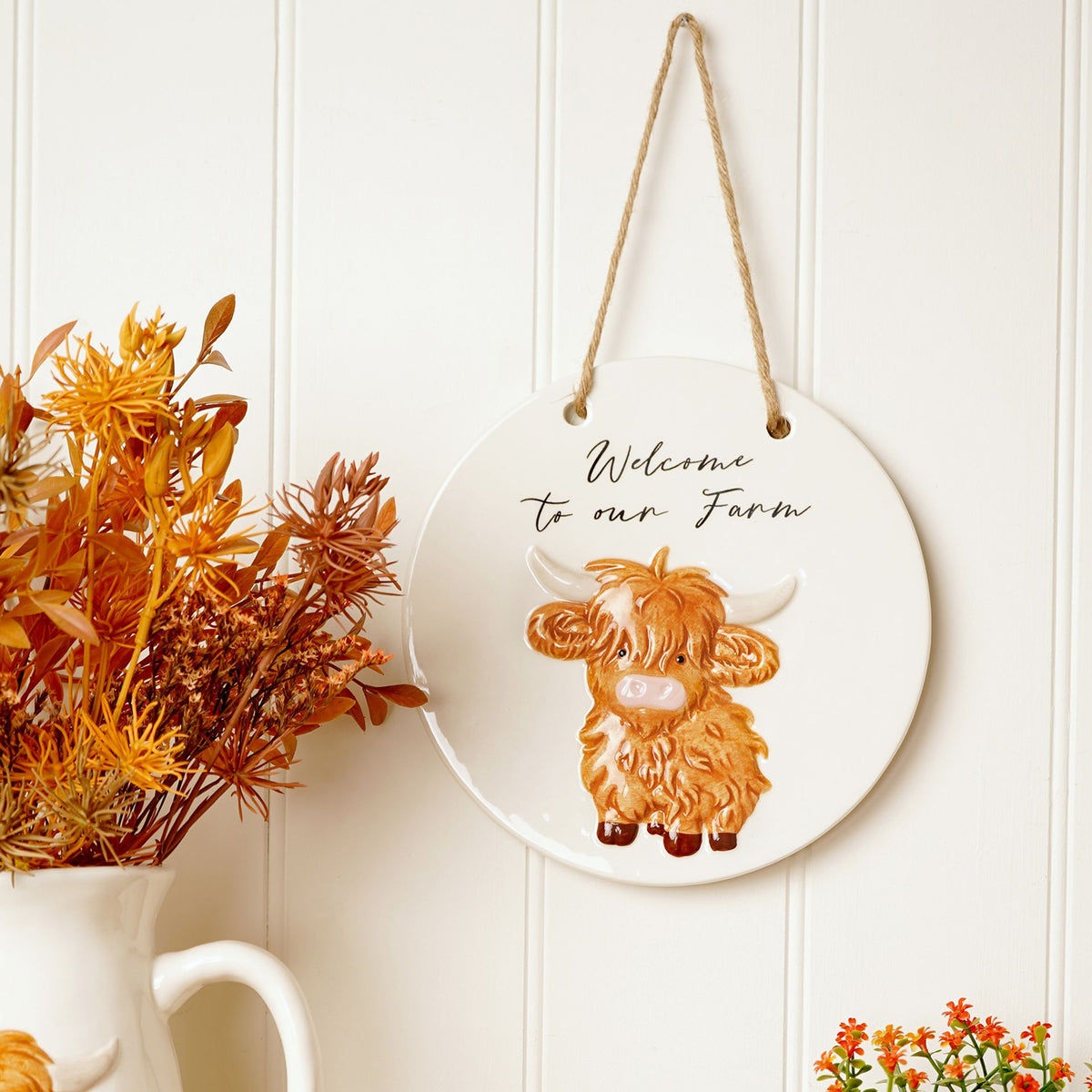Country Living Highland Cow Round Plaque "Welcome to our Farm"
