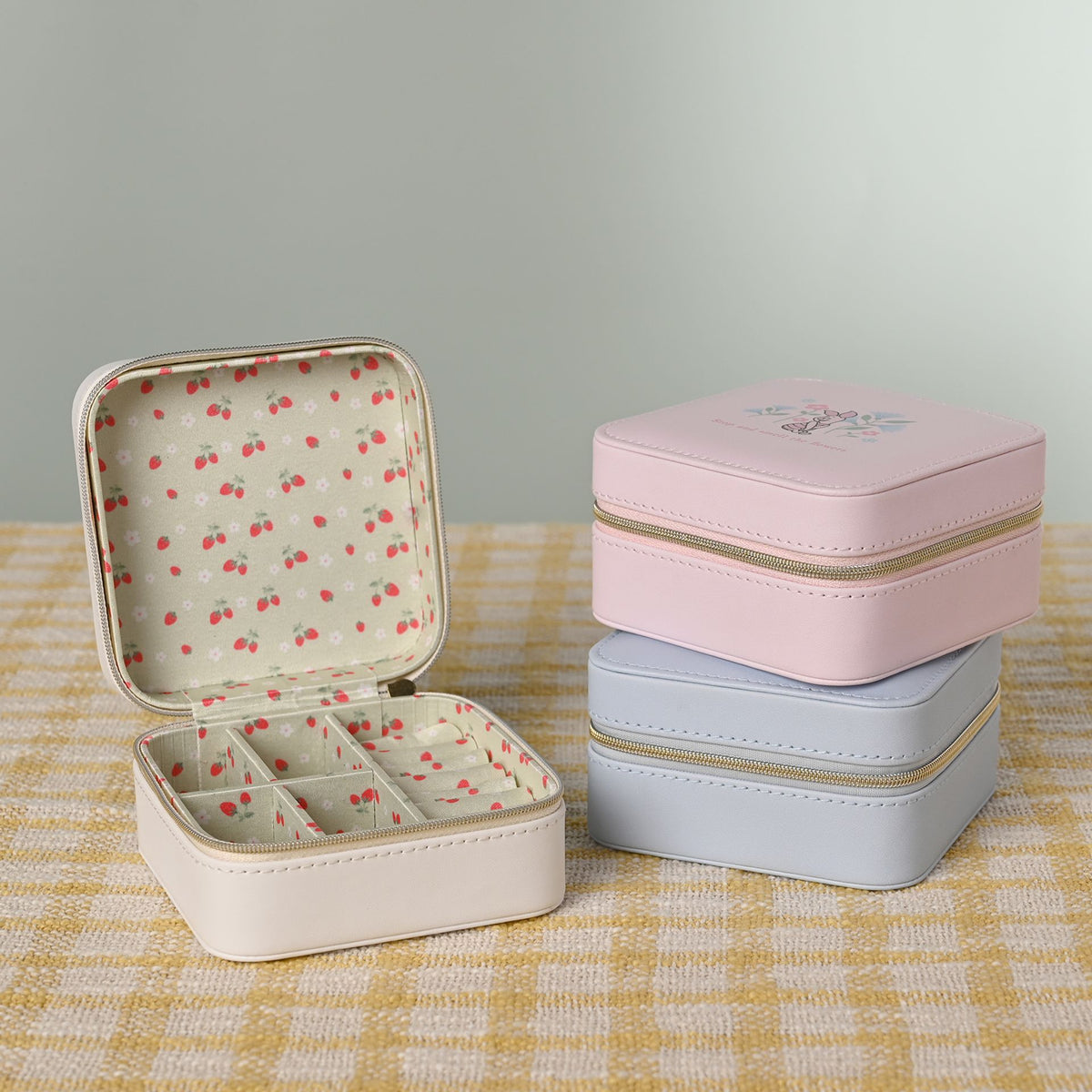 Disney Winnie Jewellery Box - Piglet