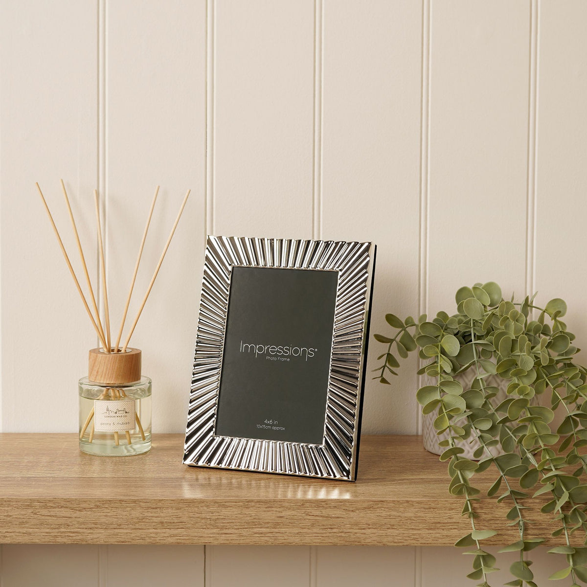 Impressions Sunburst Silver Photo Frame 4" x 6"