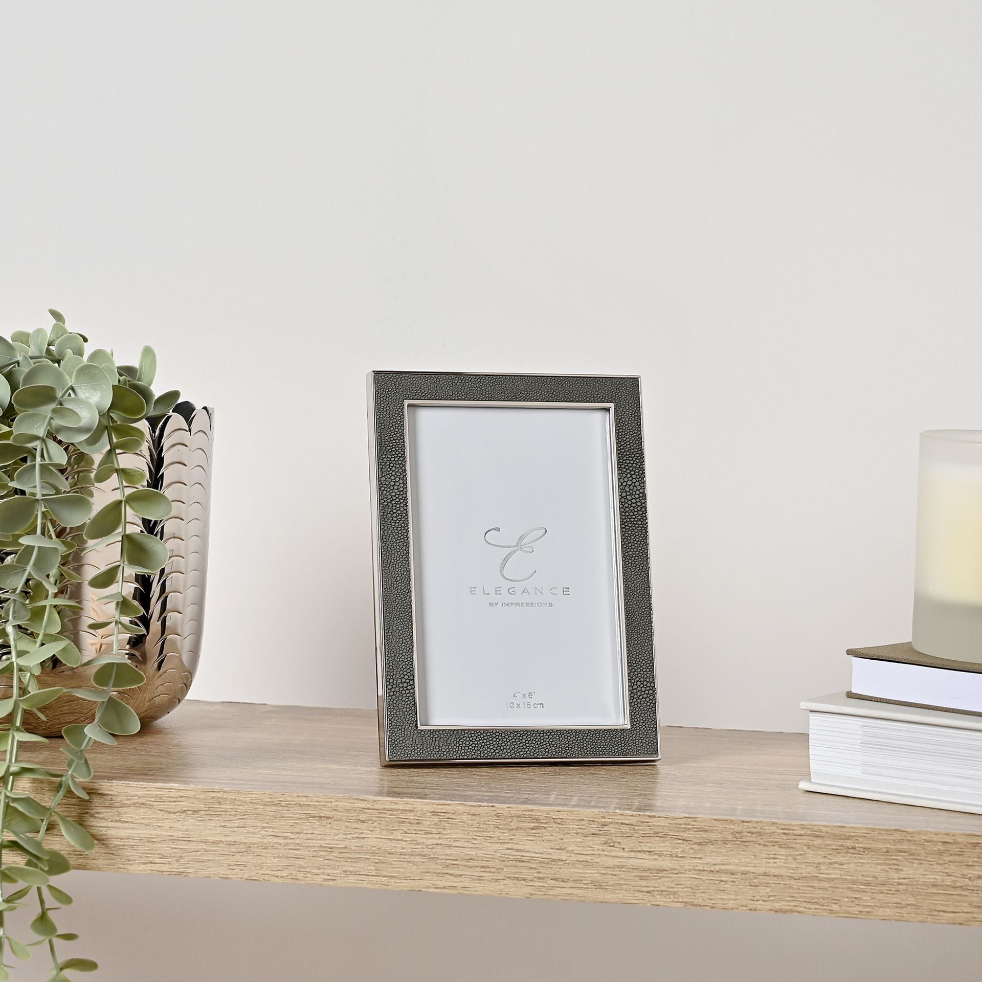 Elegance Metal Plated Grey Faux Shagreen Frame 4" x 6"