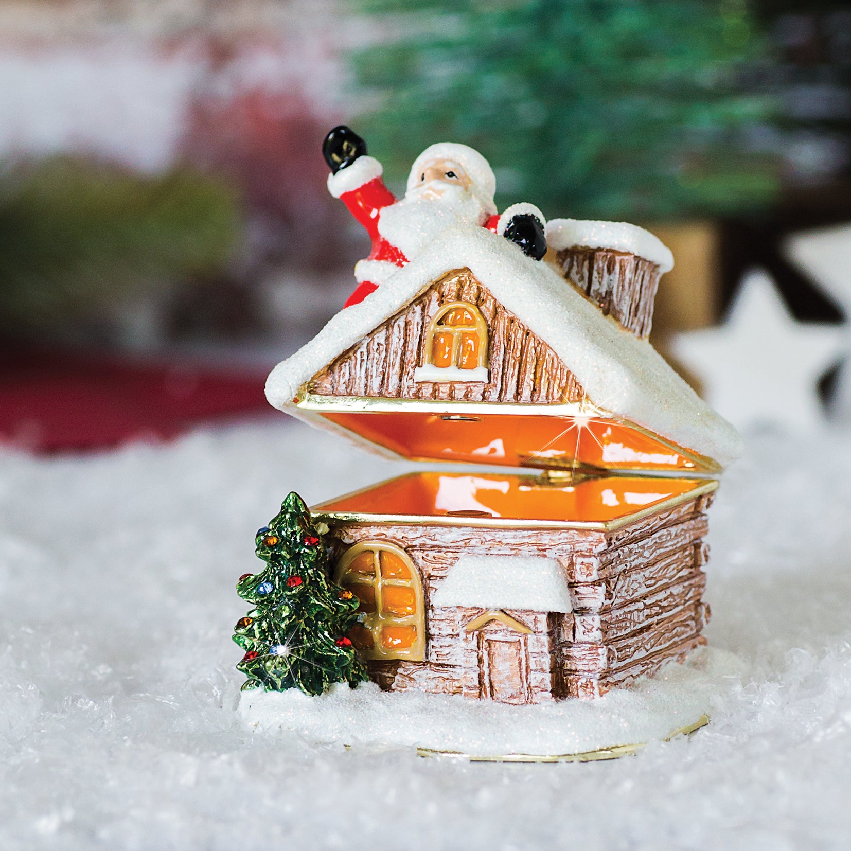 Craycombe Trinkets Santa on House