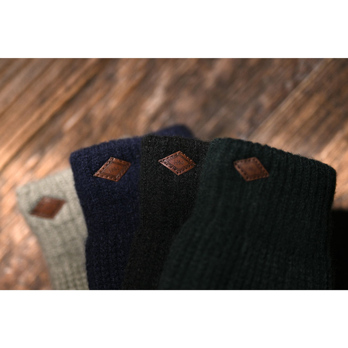 Harvey Makin Layers Gloves Gift Set - Navy Blue