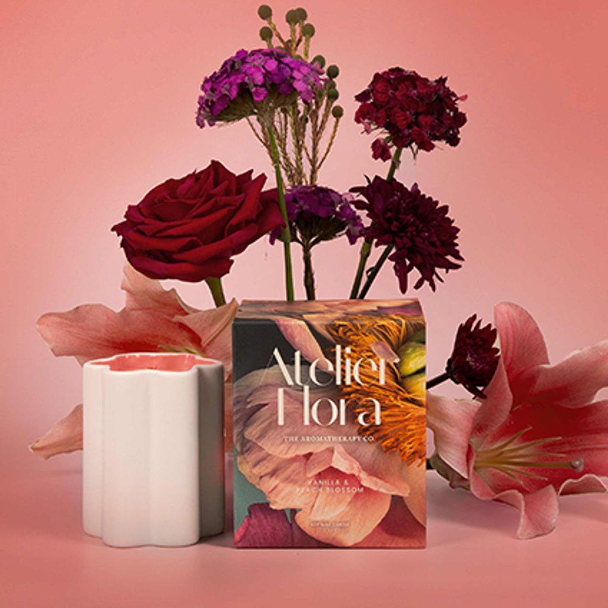 Atelier Flora 200g Candle - Vanilla & Peach Blossom