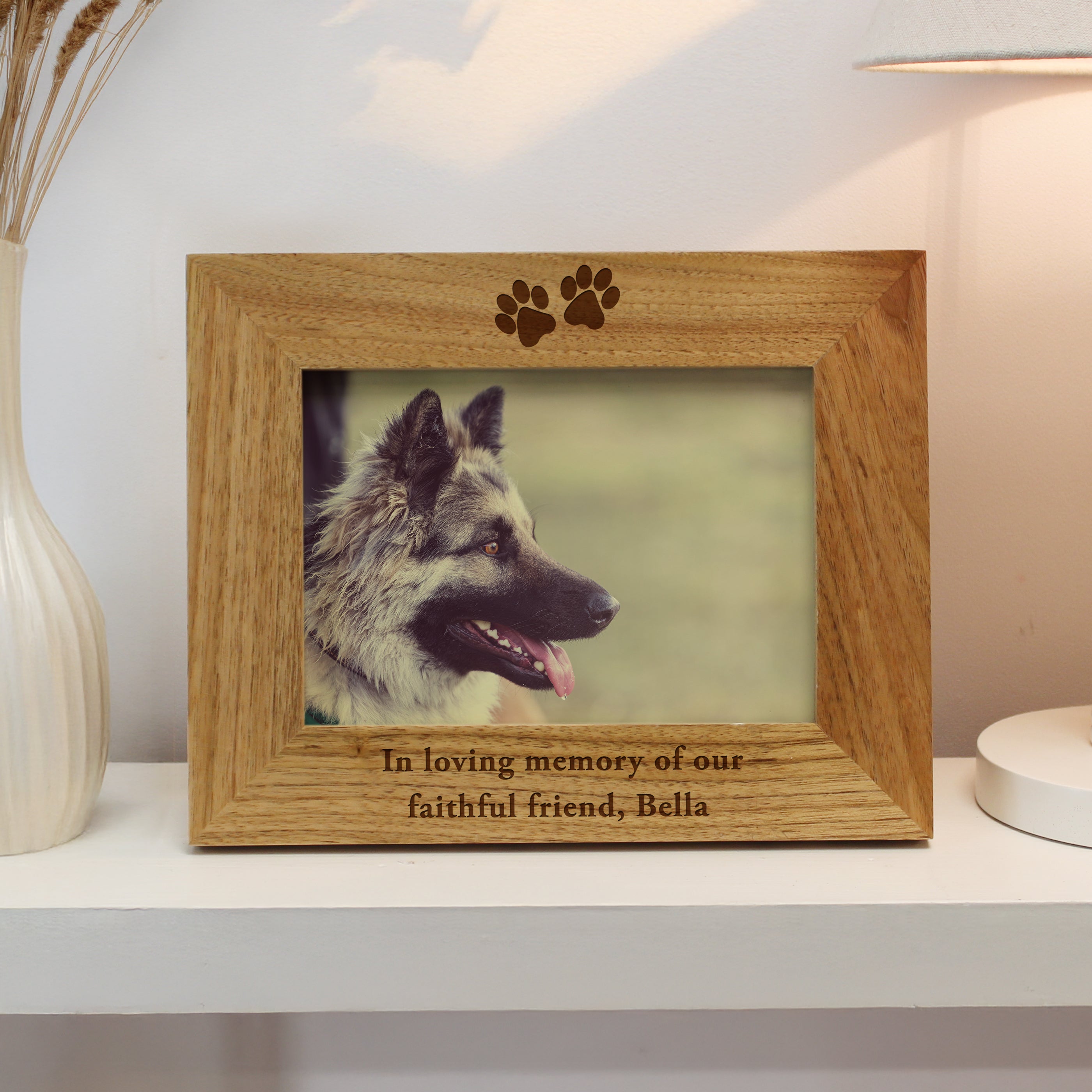 Personalised Oak Finish 4x6 Paw Prints Photo Frame
