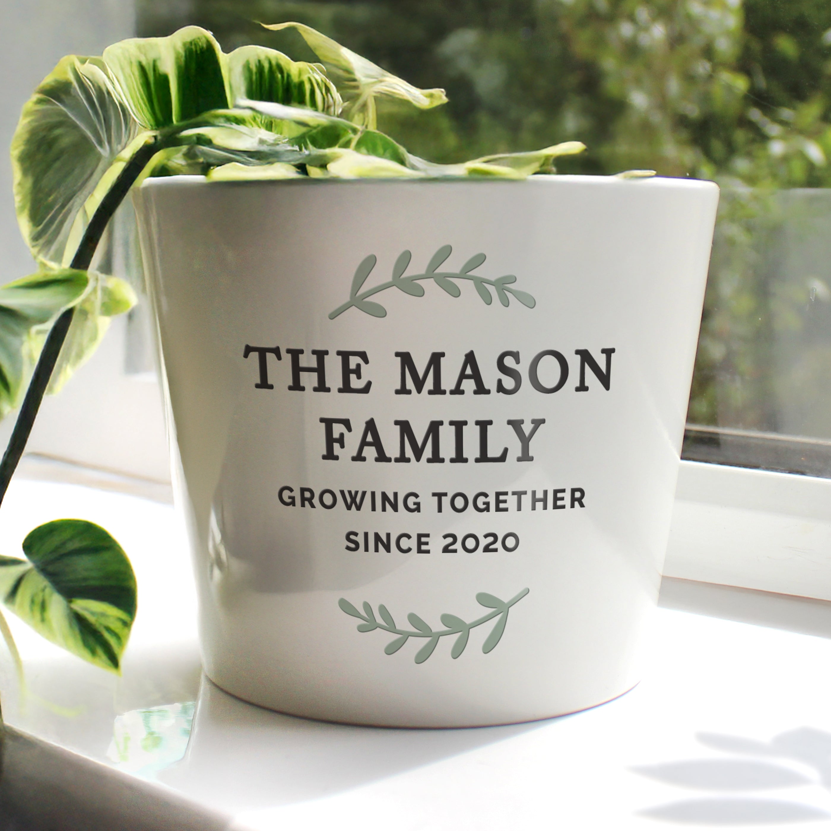 Personalised Wreath Large Plant Pot