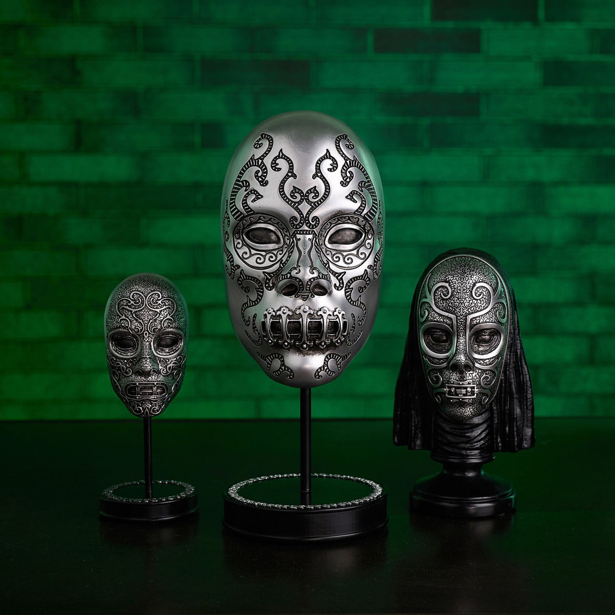 Warner Bros Harry Potter Dark Arts Mask Figurine Small - Death Eater