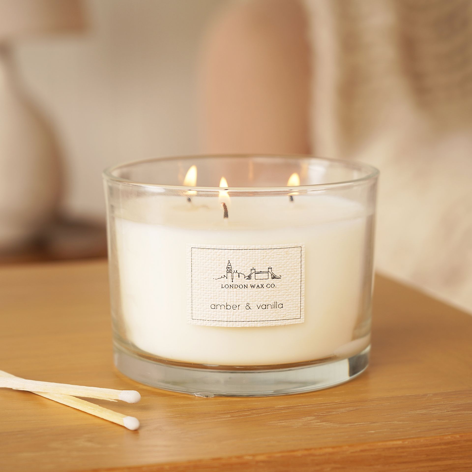 The London Wax Company Amber & Vanilla Lidded Candle 368g