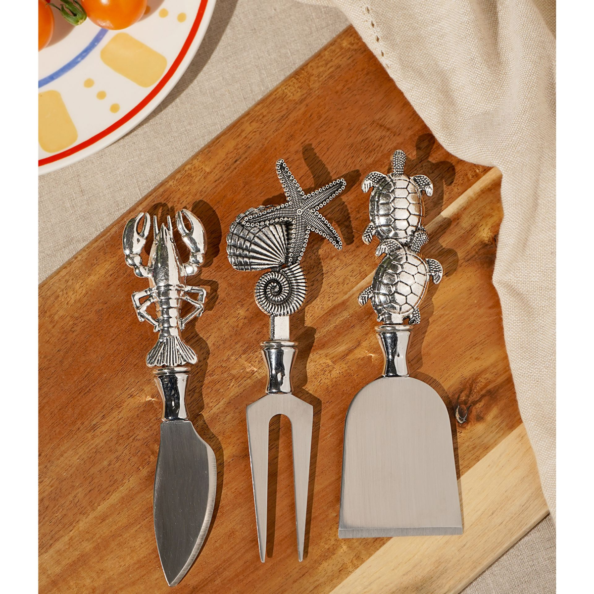 Hestia Set of 3 Lobster, Turtle & Shell Cheese Knives