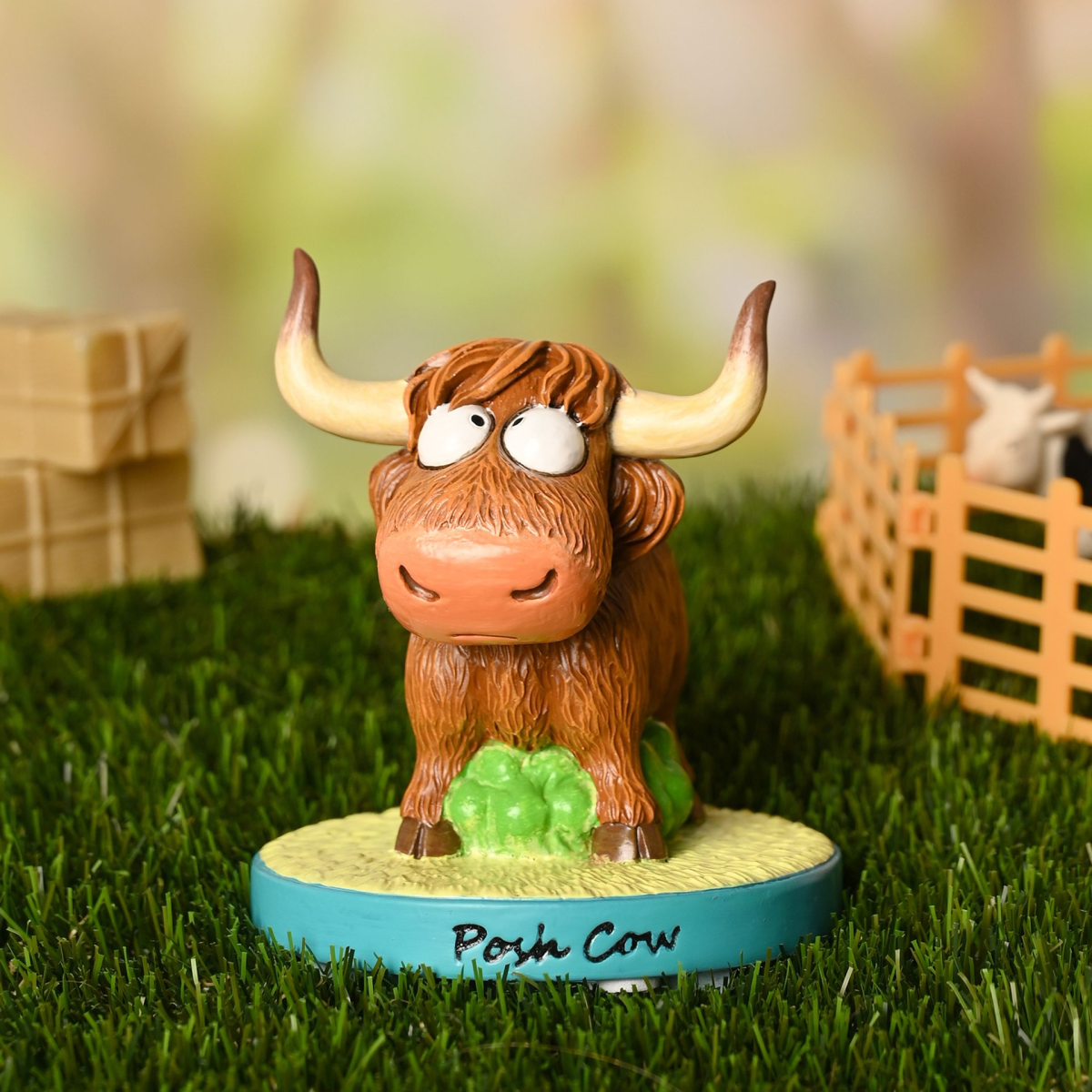 The Funny Farm Highland Cow Figurine "Posh Cow"
